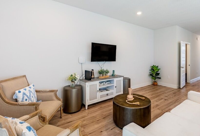 Santa Rosa Hideaway By Avantstay Pet Friendly 6 Mins To Beach!