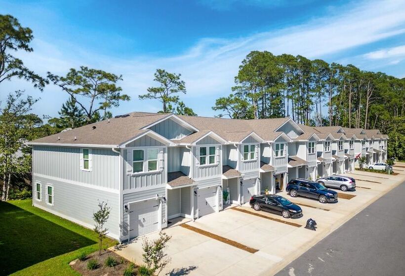 Santa Rosa Hideaway By Avantstay Pet Friendly 6 Mins To Beach!