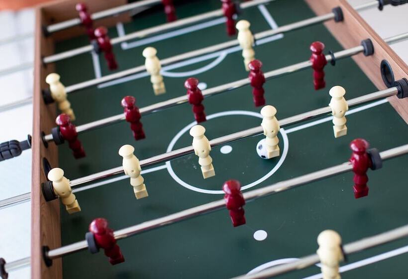 Bay Breeze By Avantstay Bayfront Home W/ Fire Pit & Private Dock In Balboa Peninsula