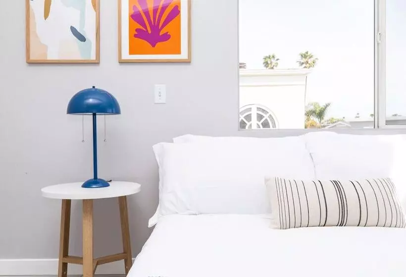 Bay Breeze By Avantstay Bayfront Home W/ Fire Pit & Private Dock In Balboa Peninsula