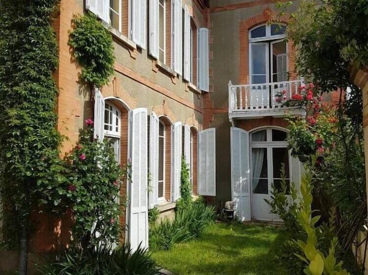 B&b Le Domaine Des Marcoujans