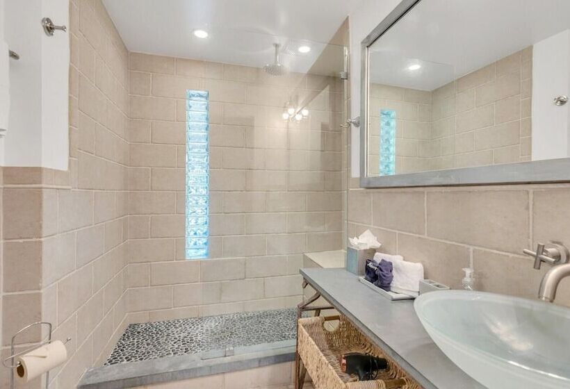 ベッドアンドブレックファースト The Mainstay