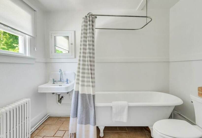 ベッドアンドブレックファースト The Mainstay