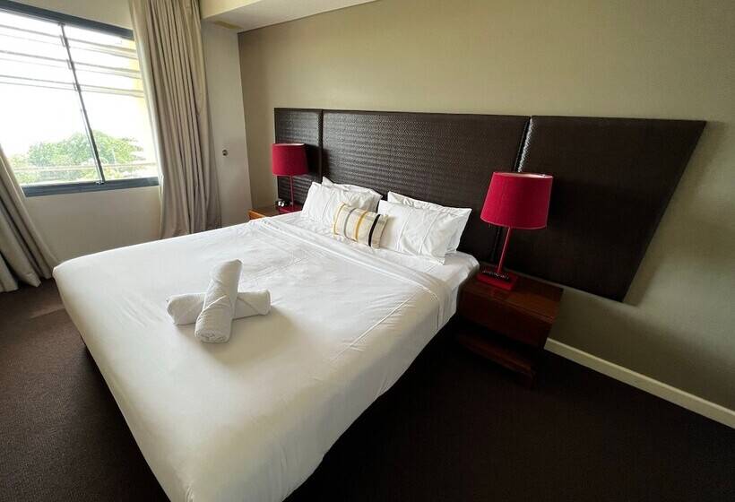 Darwin Esplanade Central Official