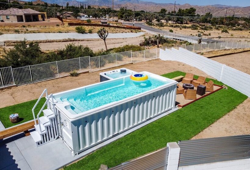 Desert View By Avantstay20mins From Joshua Tree! W/ Container Pool!