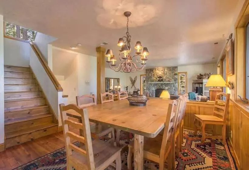 Ellis Peak By Avantstay Beautiful Mckinney Cabin W/ Filtered Lake Views