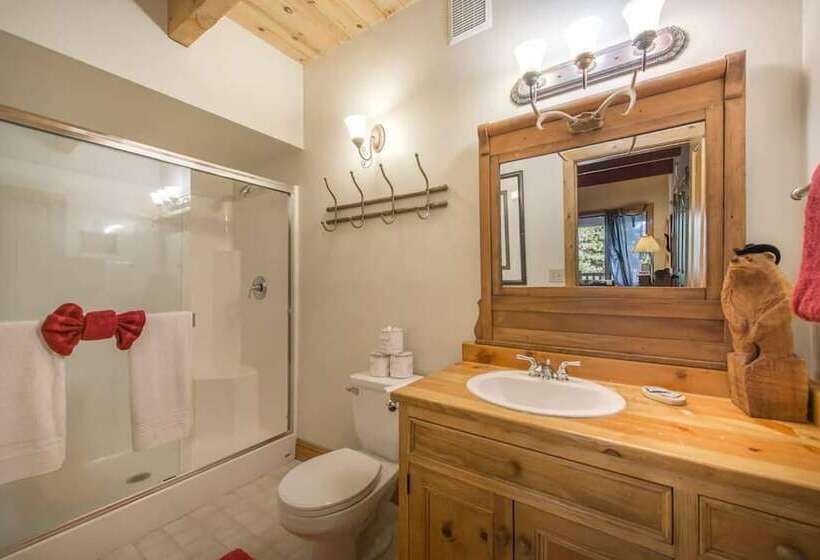 Ellis Peak By Avantstay Beautiful Mckinney Cabin W/ Filtered Lake Views