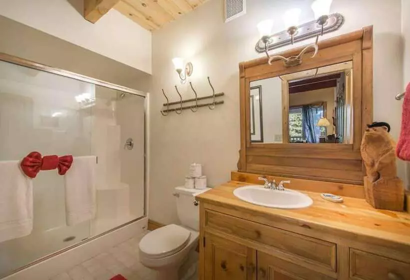 Ellis Peak By Avantstay Beautiful Mckinney Cabin W/ Filtered Lake Views