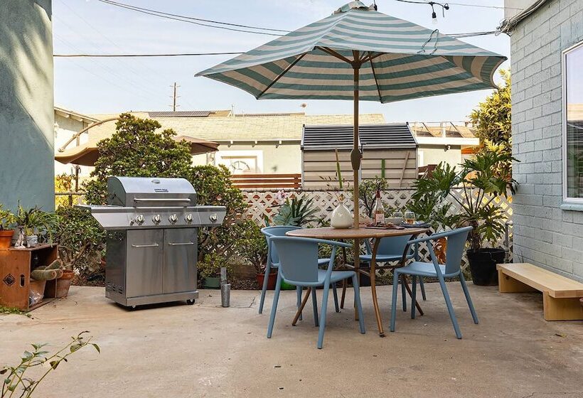 Grant Hill 2 Unit Buyout By Avantstay 7 Br 2 Unit Home W/ Patio