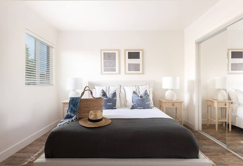 Grant Hill 2 Unit Buyout By Avantstay 7 Br 2 Unit Home W/ Patio