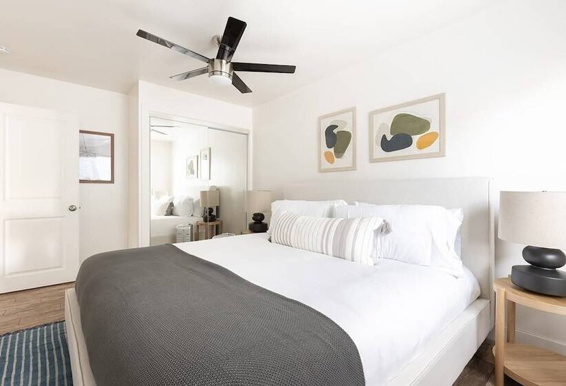 Grant Hill 2 Unit Buyout By Avantstay 7 Br 2 Unit Home W/ Patio