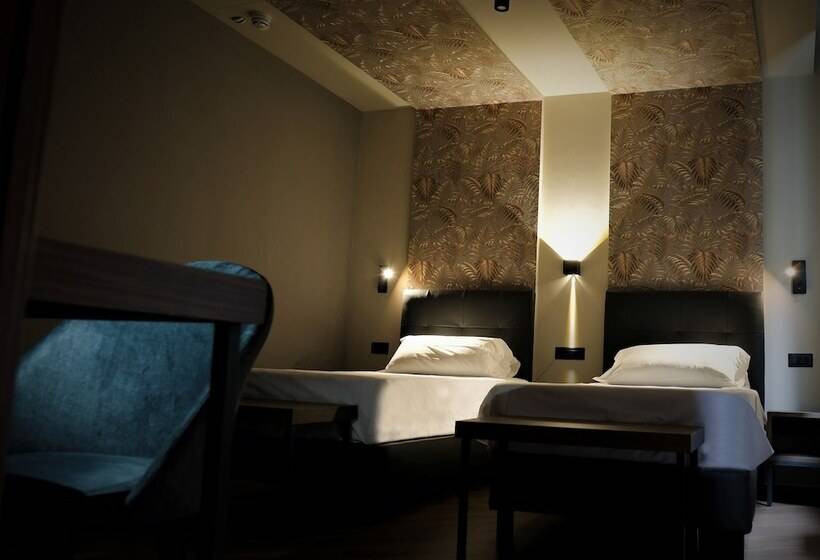 פונדק Lamberti Boutique