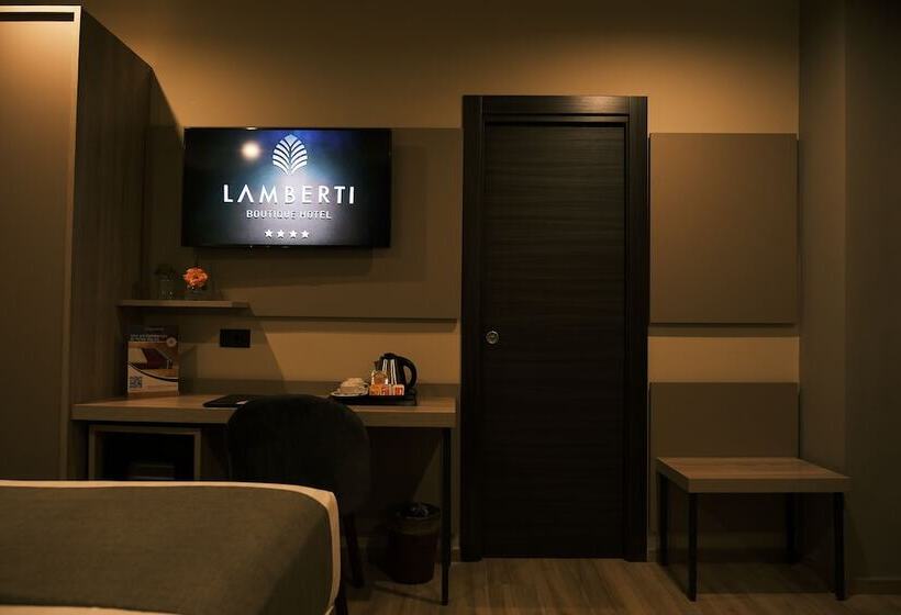 פונדק Lamberti Boutique