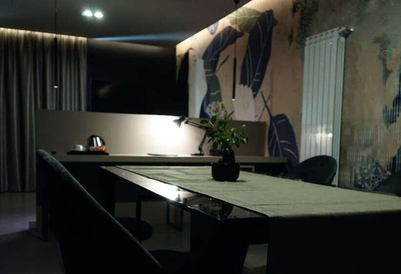 פונדק Lamberti Boutique