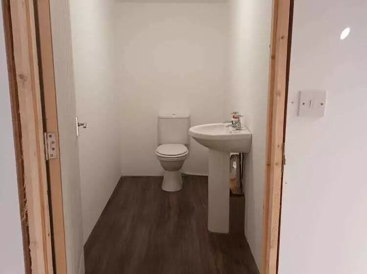 Hotelli Converted French Bus With Stunning Views