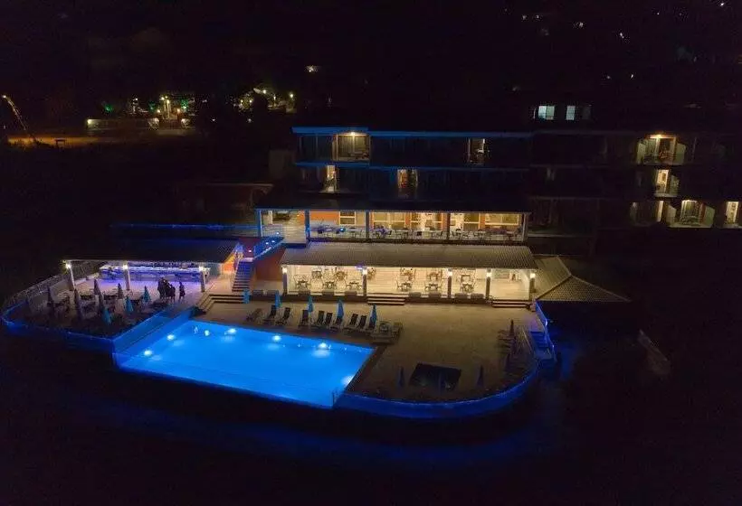 Hotelli Corfu Maris Bellos