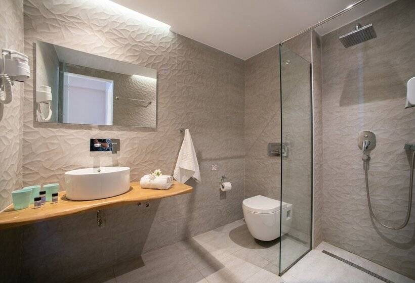 Отель Corfu Maris Bellos