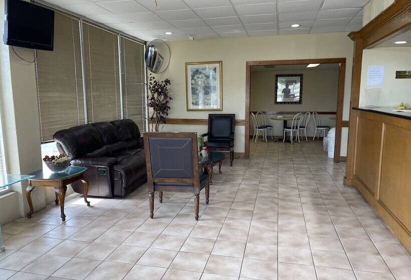 Отель Deluxe Studios