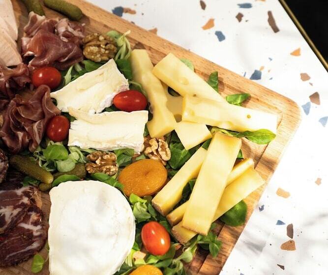 هتل Graphik Montparnasse