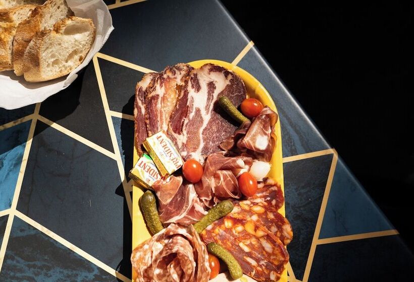 هتل Graphik Montparnasse