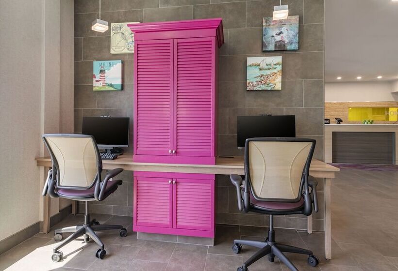 فندق Home2 Suites By Hilton Bangor