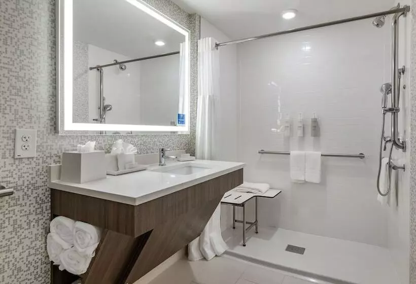 هتل Home2 Suites By Hilton Bangor
