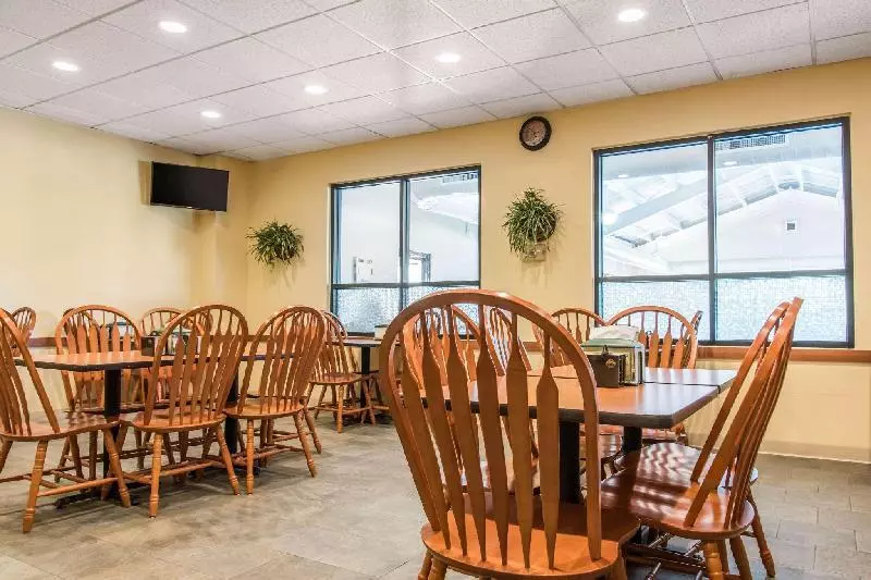 هتل Home2 Suites By Hilton Bangor