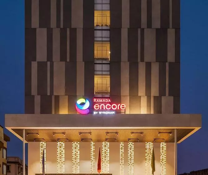 ホテル Ramada Encore By Wyndham Siliguri Sevoke Road