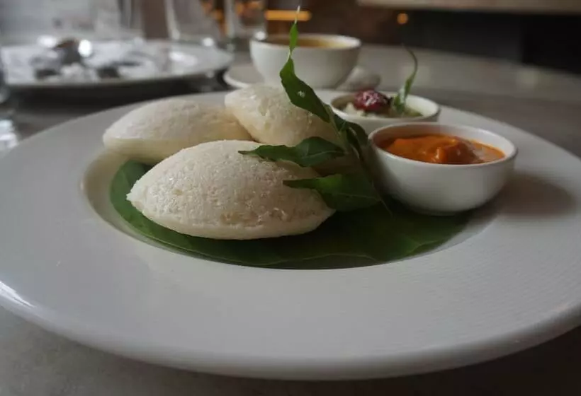 ホテル Ramada Encore By Wyndham Siliguri Sevoke Road