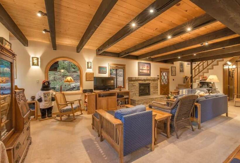 Musketeer By Avantstay Family Friendly Home In Tahoe Swiss Village!