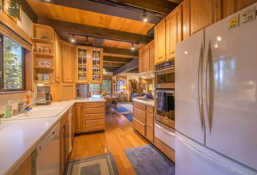 Musketeer By Avantstay Family Friendly Home In Tahoe Swiss Village!