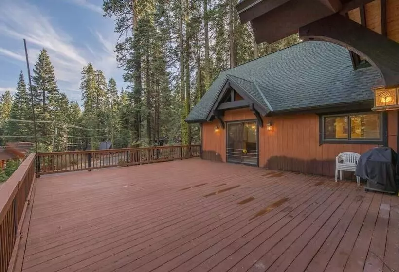 Musketeer By Avantstay Family Friendly Home In Tahoe Swiss Village!