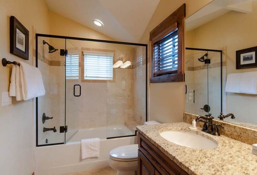 Norfolk Retreat By Avantstay Luxurious Mountain Home W/ Hot Tub