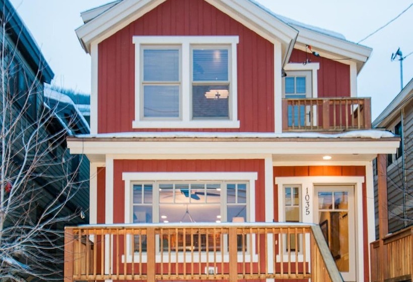 Norfolk Retreat By Avantstay Luxurious Mountain Home W/ Hot Tub