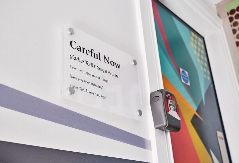 פנסיון Forty Four North