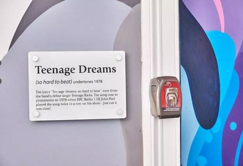 Majatalo Forty Four North