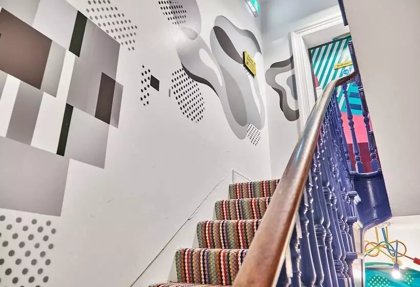 Majatalo Forty Four North