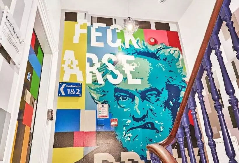 Majatalo Forty Four North