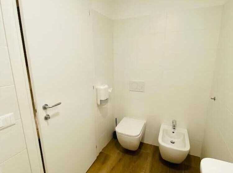 پانسیون Verona Enjoy