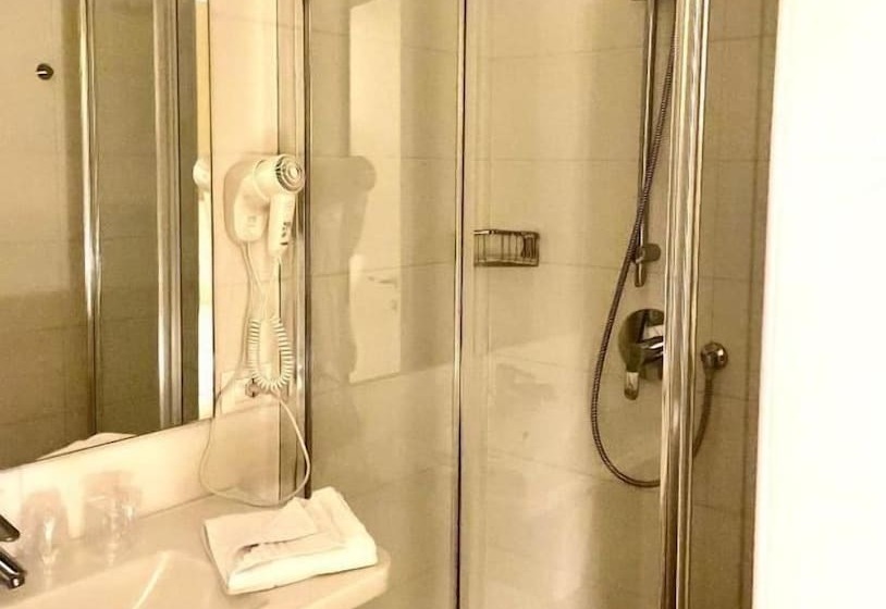 پانسیون Verona Enjoy