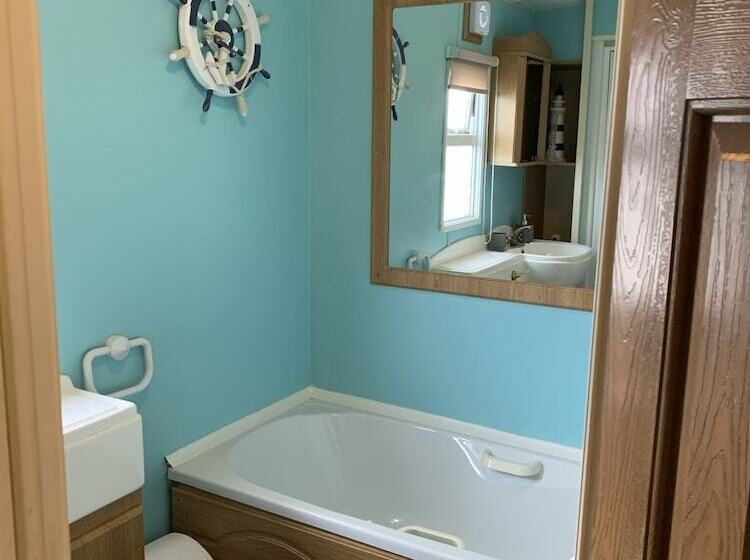 Remarkable 2 Bed Caravan In Ingoldmells