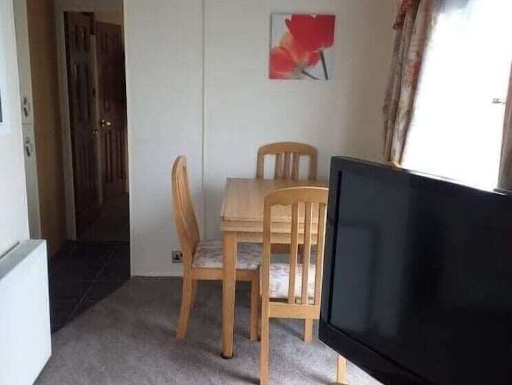 Remarkable 2 Bed Caravan In Ingoldmells