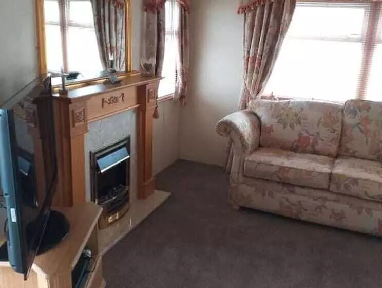 Remarkable 2 Bed Caravan In Ingoldmells