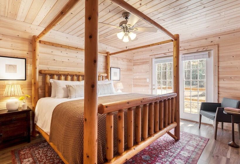 Sugar Cove By Avantstay Cabin By The River! W/ Hot Tub, Pool Table & Guest House!