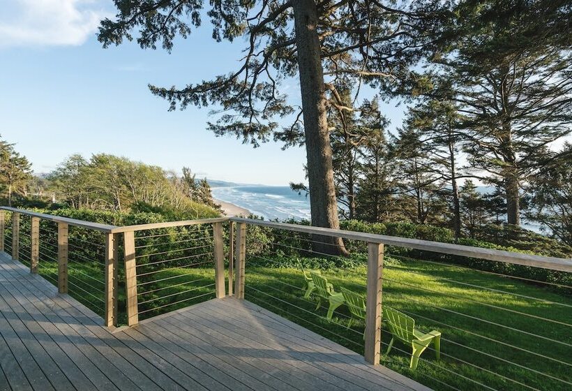 The Purcell House By Avantstay Surrounded In Lush Greenery W/ Large Yard & Ocean Views