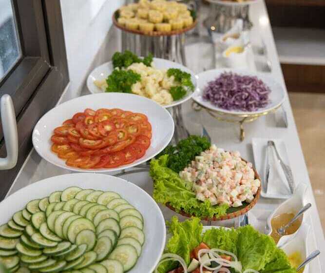 The Sail Hotel   My Khe Beach