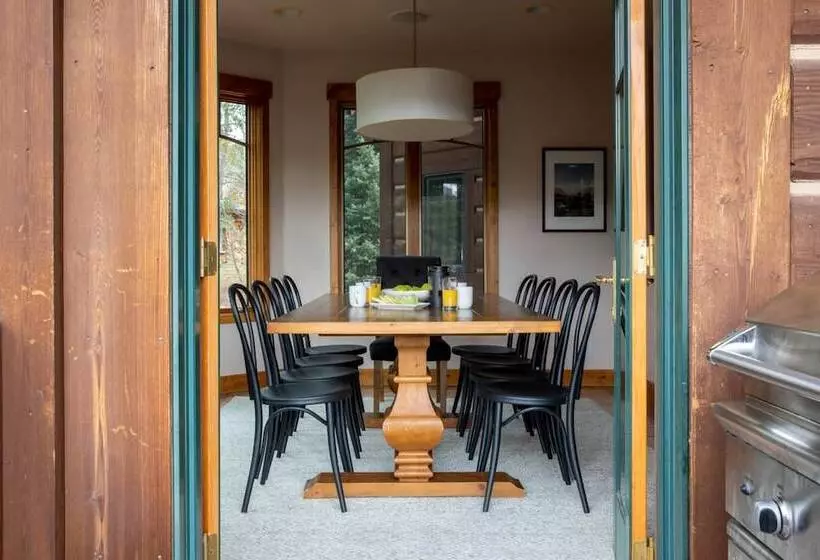 Zendo By Avantstay Serene Mountain Abode W/ Hot Tub & Views