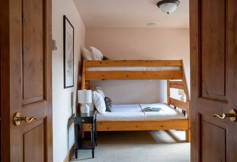 Zendo By Avantstay Serene Mountain Abode W/ Hot Tub & Views