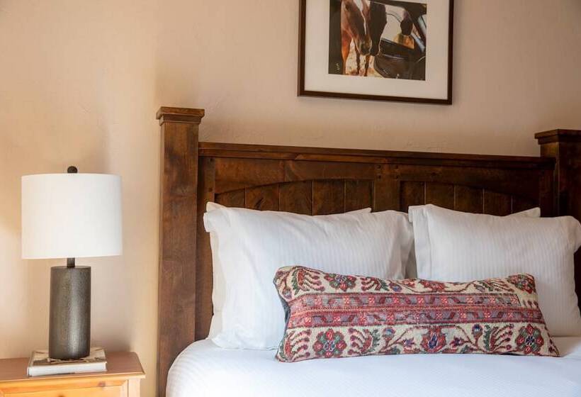 Zendo By Avantstay Serene Mountain Abode W/ Hot Tub & Views