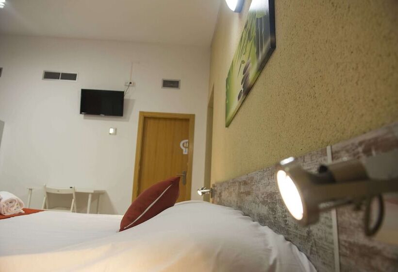 ユースホステル Casa Del Cigroner